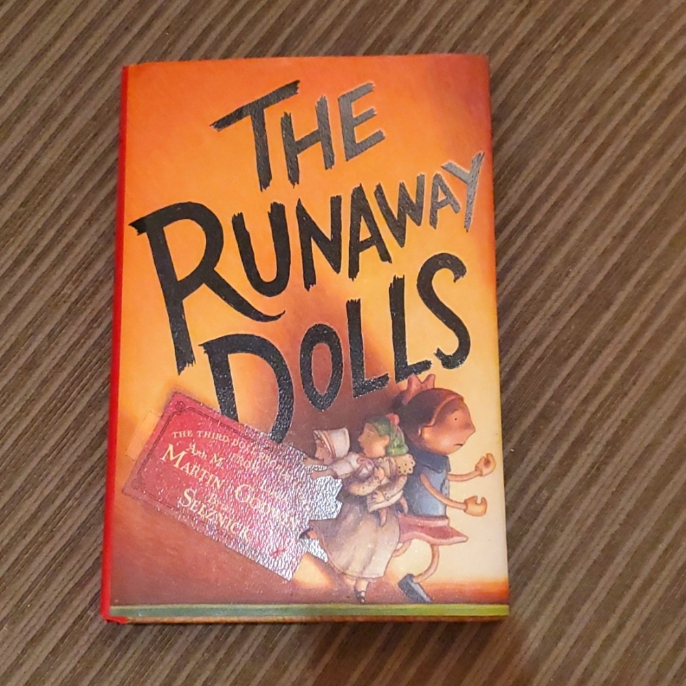 👨👧 THE RUNAWAY DOLLS👨👧